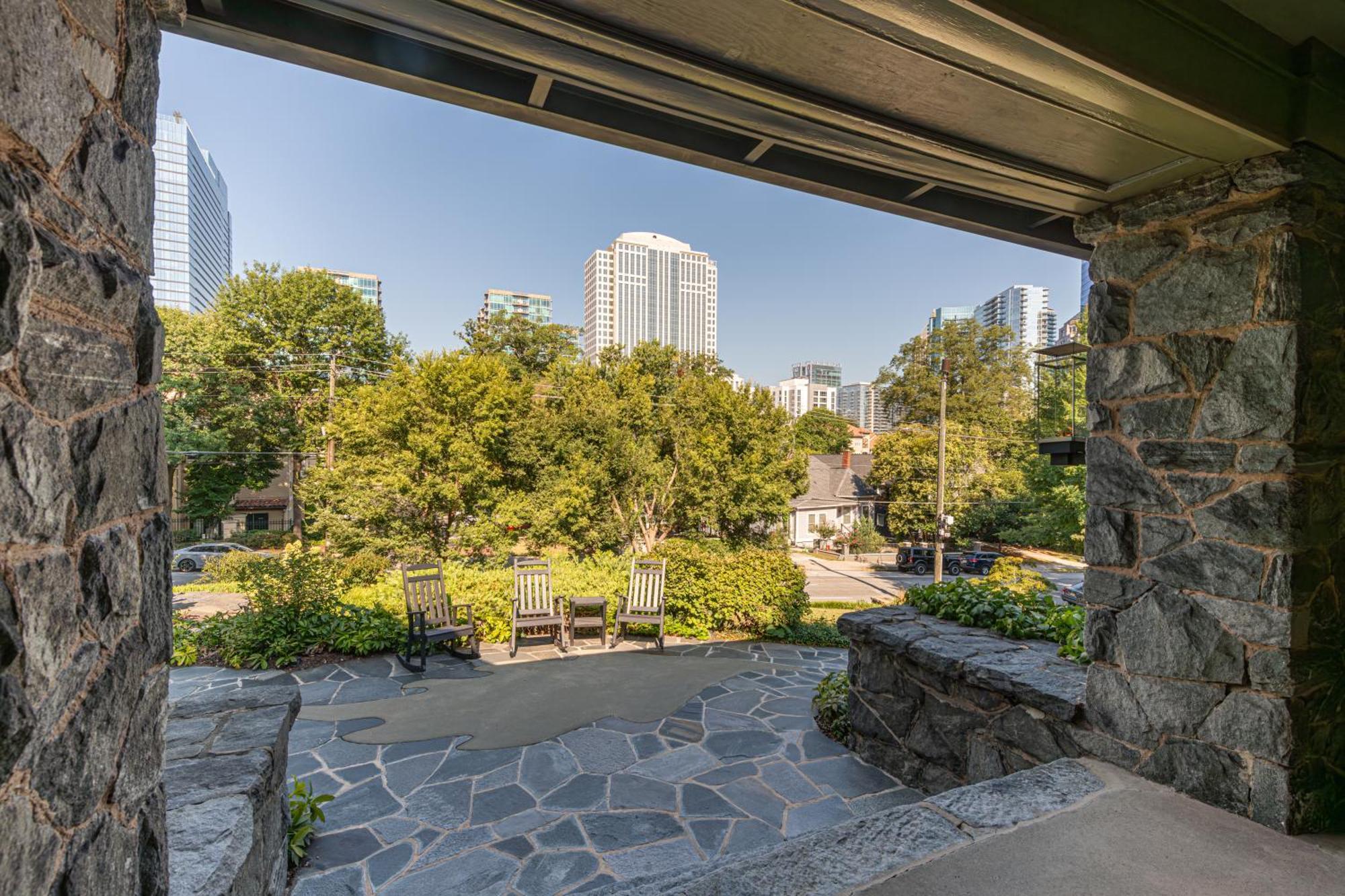 Stonehurst Place Bed & Breakfast Atlanta Exterior photo